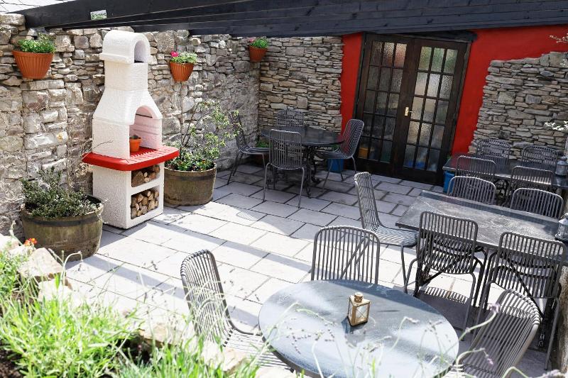 Rams Head Inn image