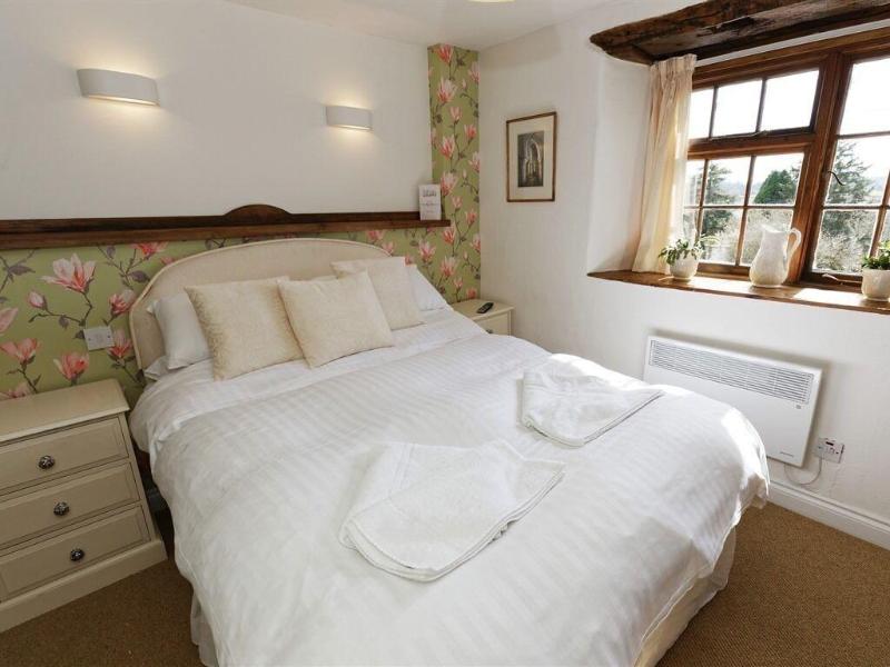 Rams Head Inn image