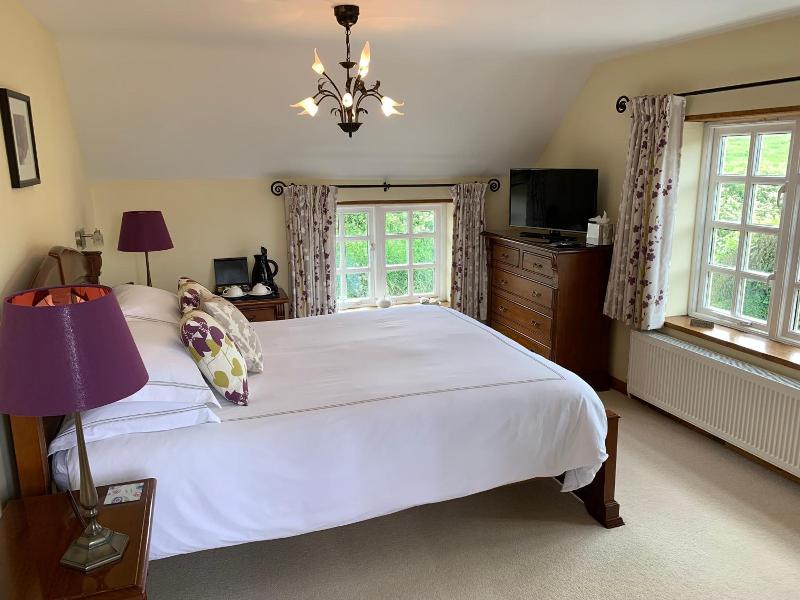 Fernside Cottage image