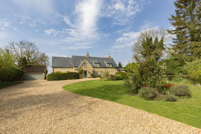 Church End Cottage image