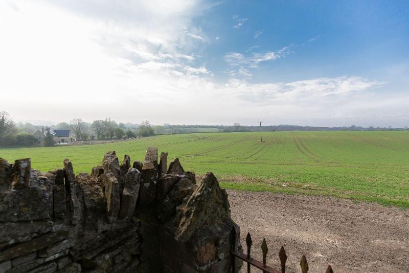 Church End Cottage image
