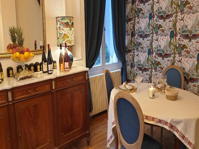 La Maison Leonard image