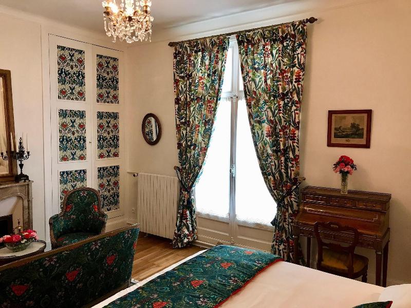La Maison Leonard image