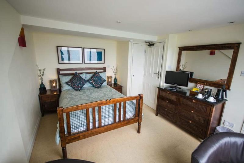Atlantic Heights Luxury Guesthouse image
