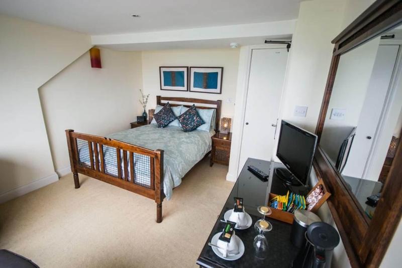 Atlantic Heights Luxury Guesthouse image