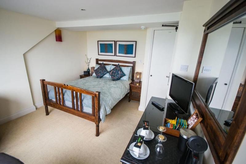 Atlantic Heights Luxury Guesthouse image