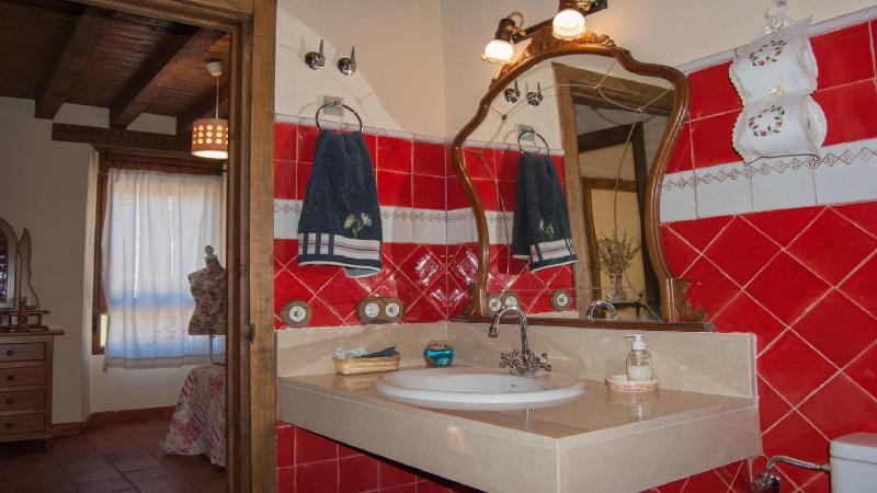 La Fuente Del Pinar image