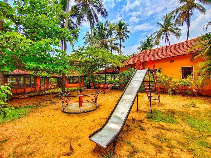 Paradise Lagoon image