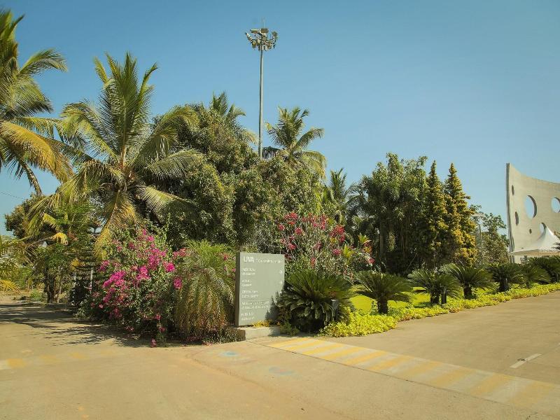 Uva Meridian Bay Resort And Spa