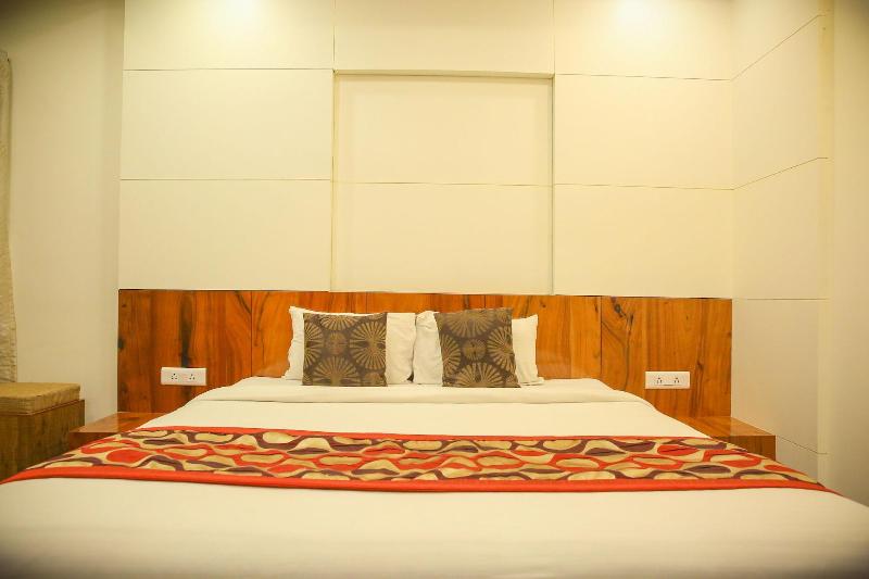 Hotel Madhuri Executive image