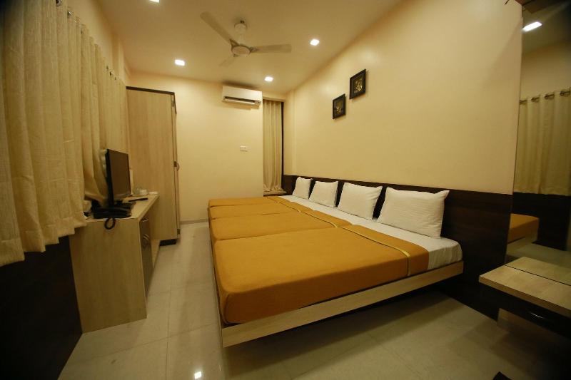 Hotel Madhuri Executive image