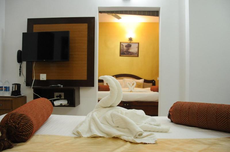 Hotel Al Wesal International image