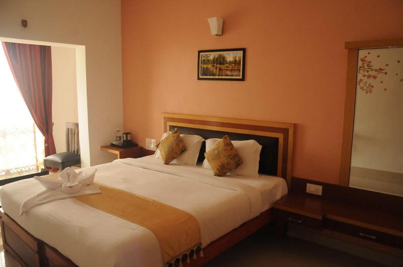Hotel Al Wesal International image