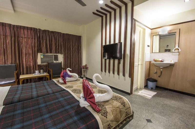 Hotel Aryaas image