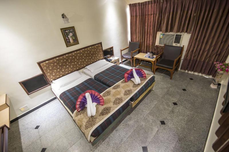 Hotel Aryaas image