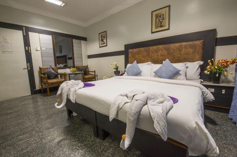 Hotel Aryaas image