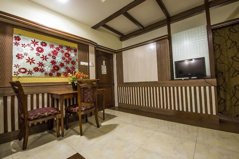 Hotel Aryaas image