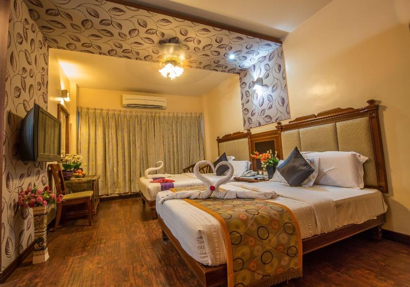 Hotel Aryaas image
