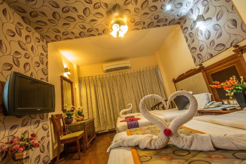 Hotel Aryaas image