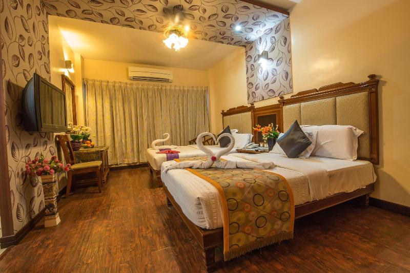 Hotel Aryaas image