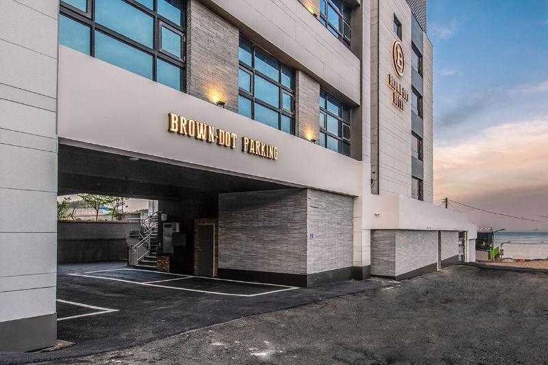 Browndot Hotel Yeonhwari image