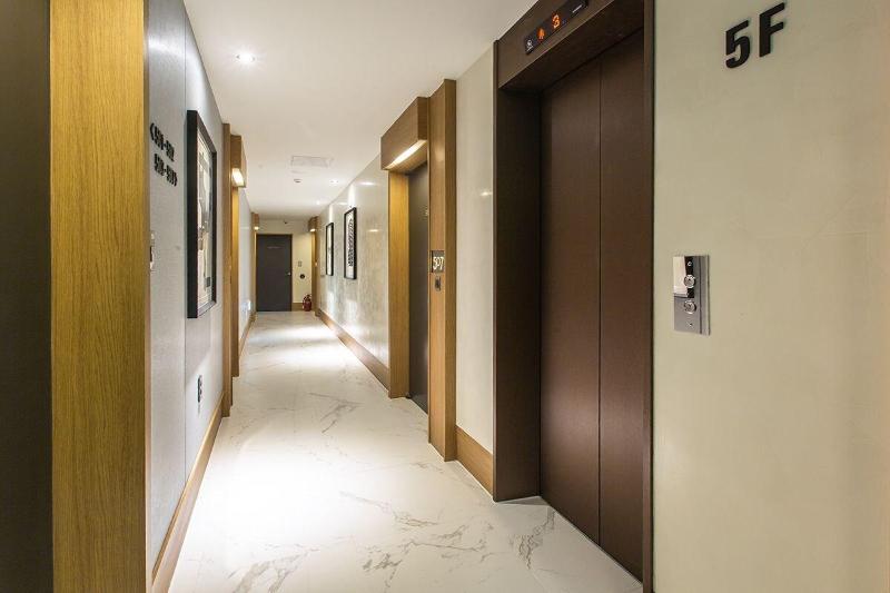 Browndot Hotel Yeonhwari image
