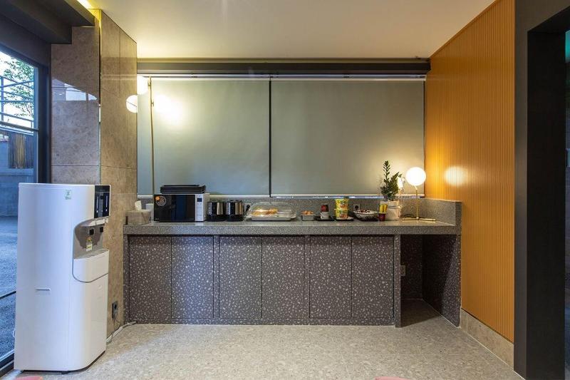 Browndot Hotel Yeonhwari image