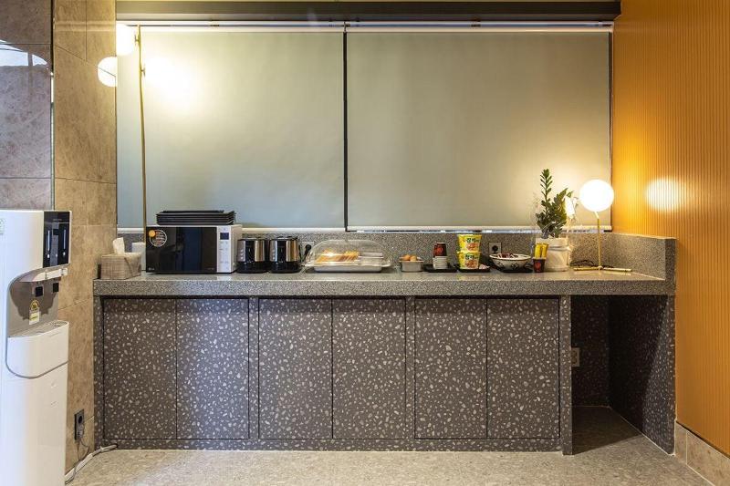 Browndot Hotel Yeonhwari image
