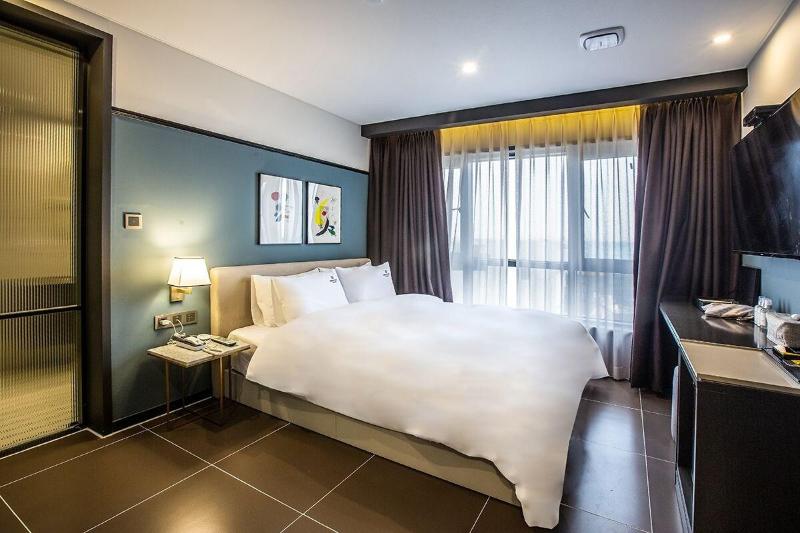 Browndot Hotel Yeonhwari image