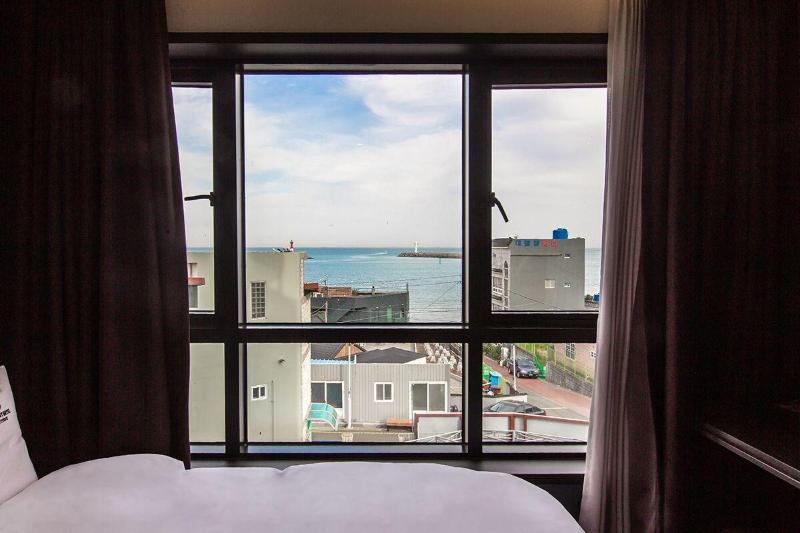 Browndot Hotel Yeonhwari image