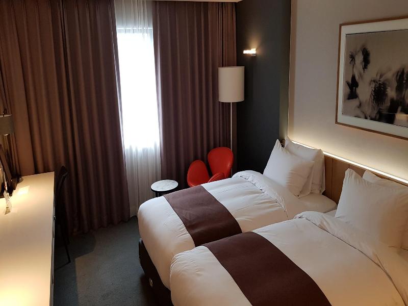Eden Paradise Hotel image