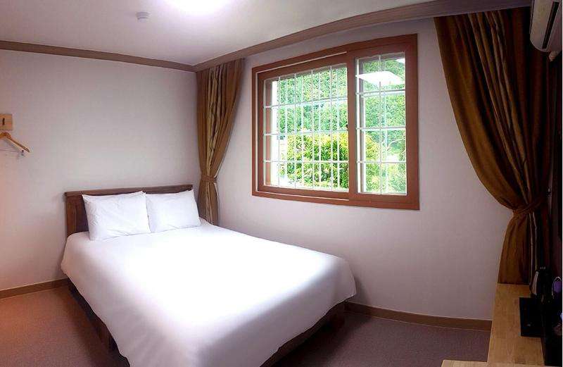 Muju Resortel image