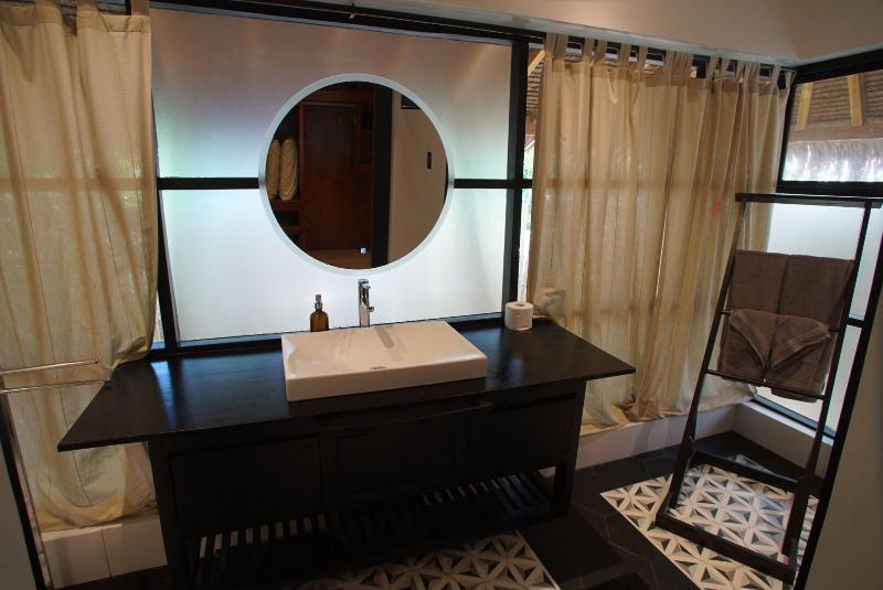 Siargao Island Villas image