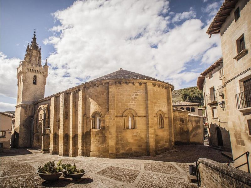 Hospedería de Sádaba image