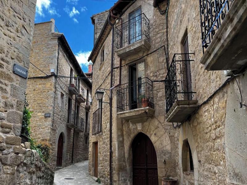 Hospedería de Sádaba image