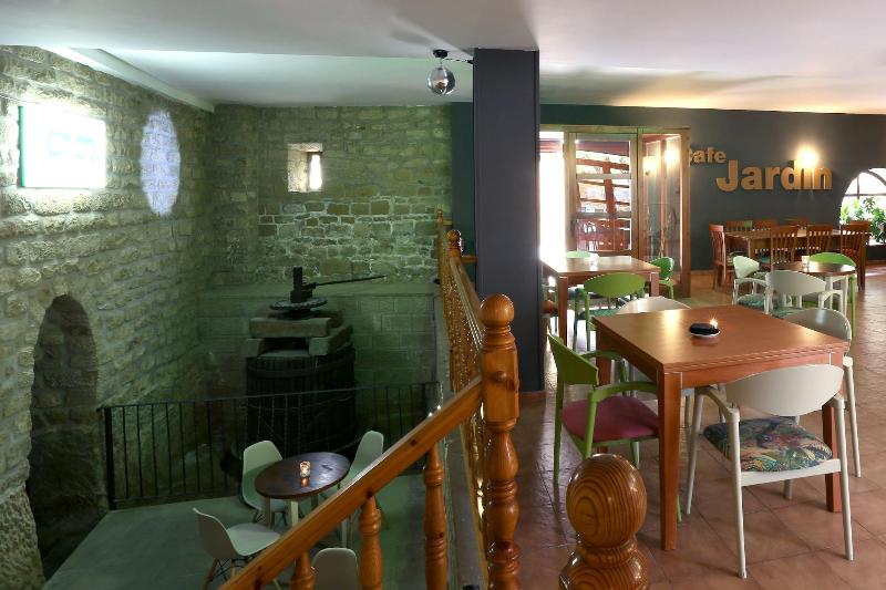 Hospedería de Sádaba image