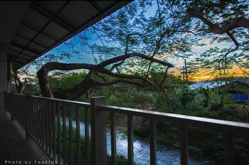 Season Namkorn Resort image