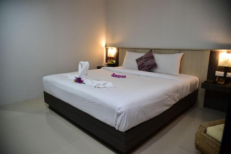 Happy Room Hotel 3
