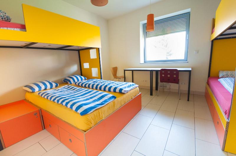 Simbol Rooms
