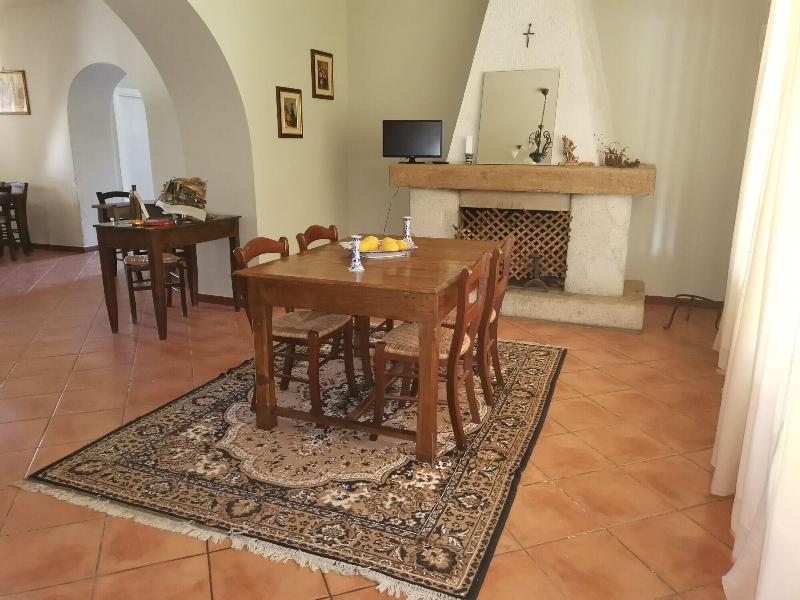 Tenuta Mandia - Agriturismo La Tavernola image