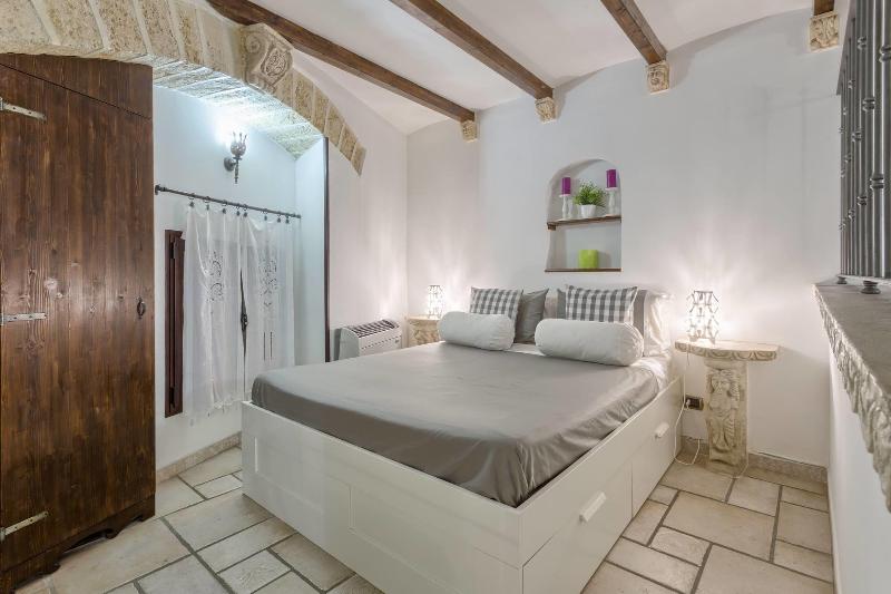 B&B Due Passi dal Borgo Antico image