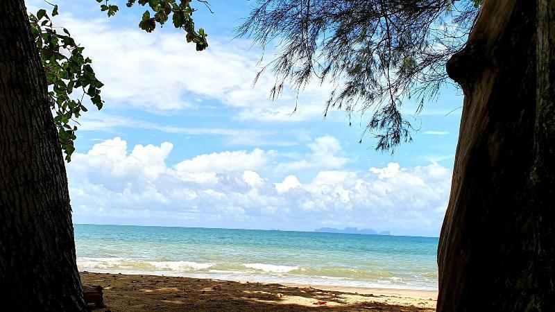 Koh Jum Delight Beach image