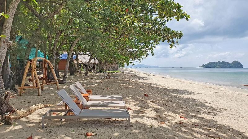 Koh Jum Delight Beach image
