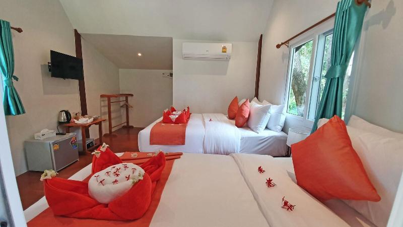 Koh Jum Delight Beach image