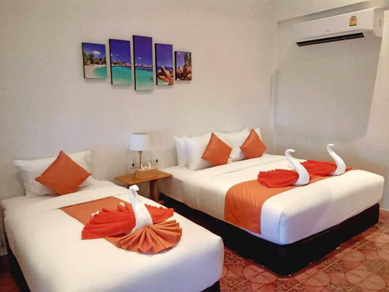 Koh Jum Delight Beach image