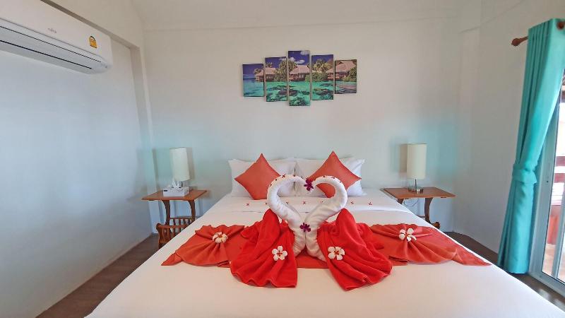 Koh Jum Delight Beach image