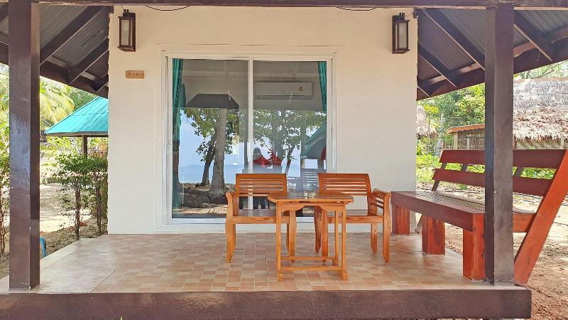 Koh Jum Delight Beach image