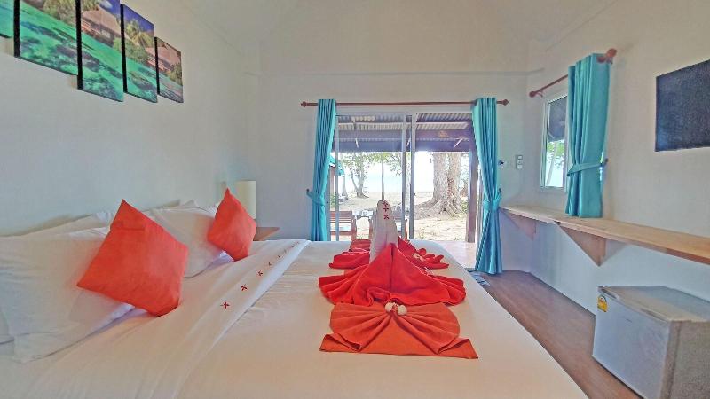 Koh Jum Delight Beach image