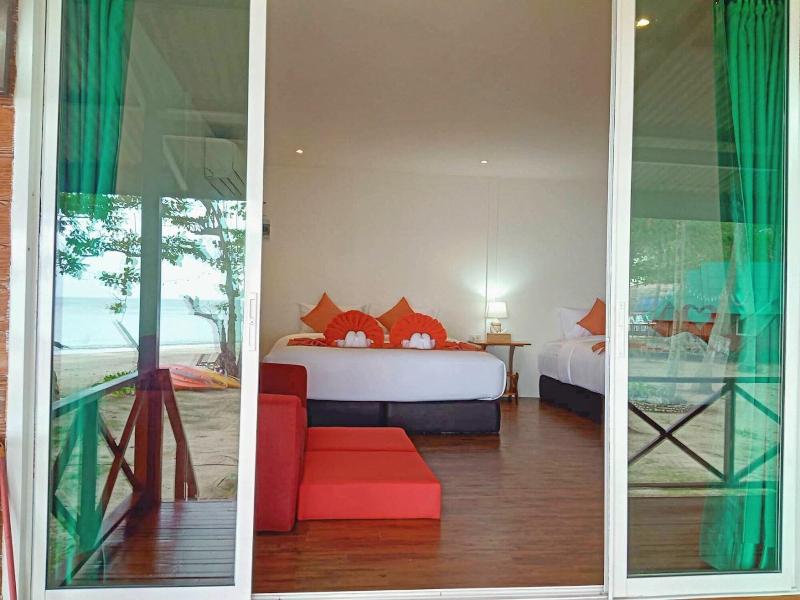 Koh Jum Delight Beach image