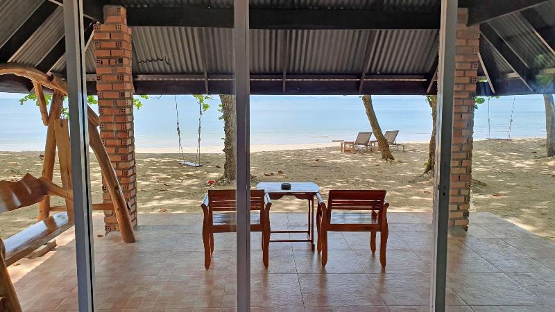 Koh Jum Delight Beach image